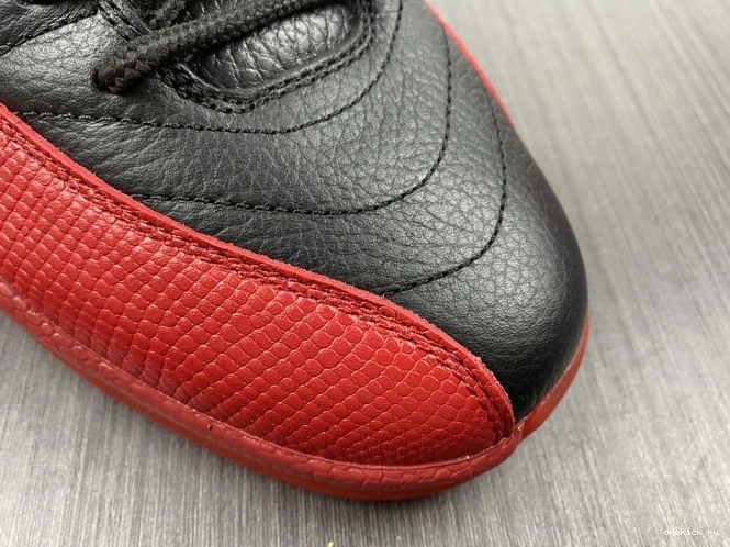 Rep Onekick (2016) 130690 002 Jordan Flu Game 12 Retro 0611